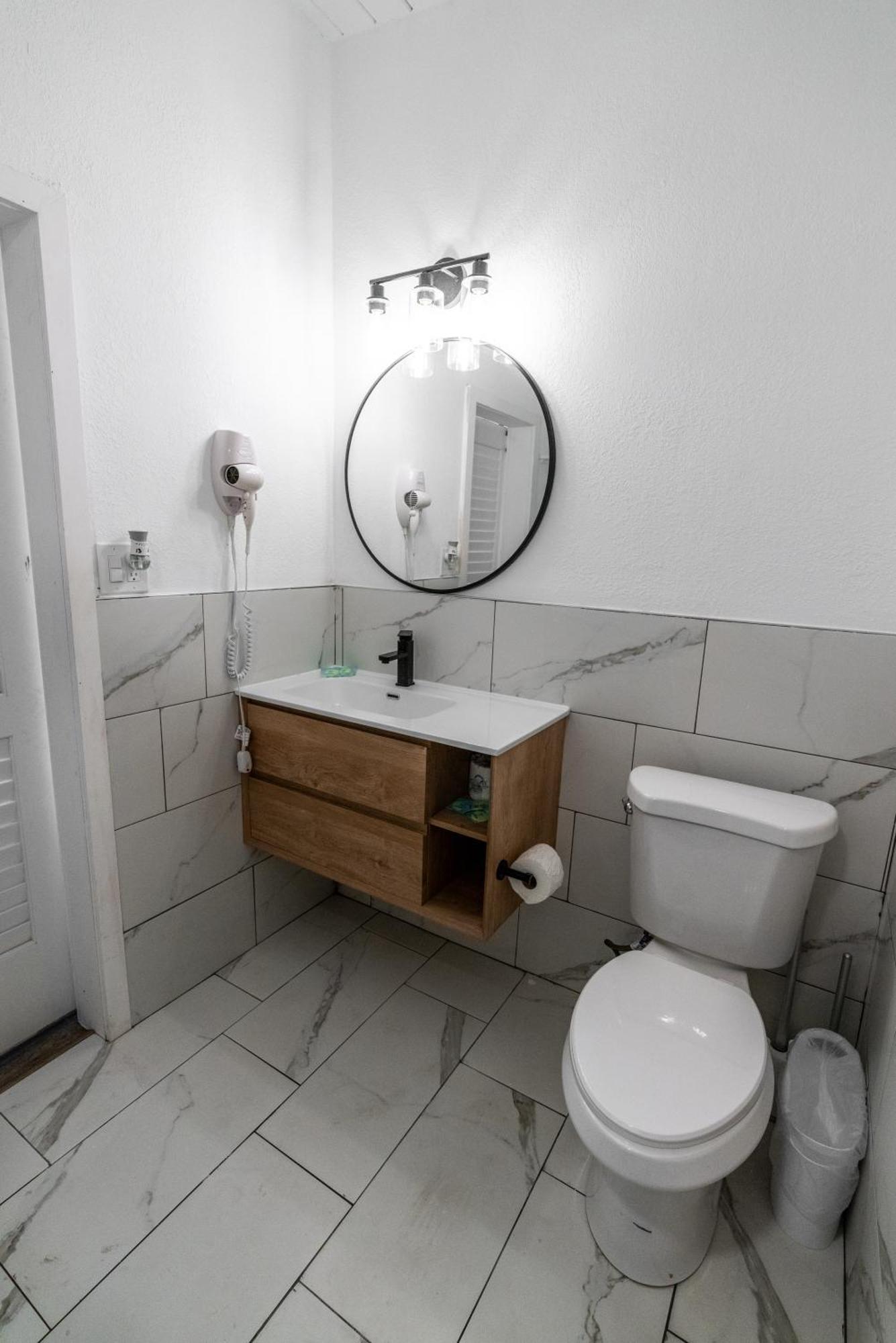 לייטון Edgewater Lodge מראה חיצוני תמונה
