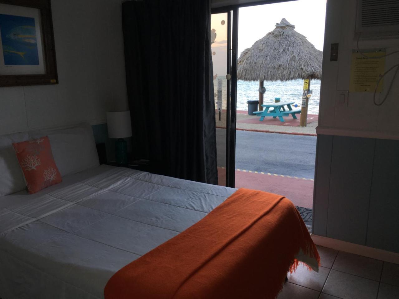 לייטון Edgewater Lodge מראה חיצוני תמונה